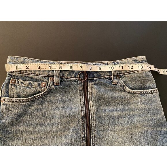 Free People Denim Skirt, Misses size 25 (small) - Picture 4 of 6